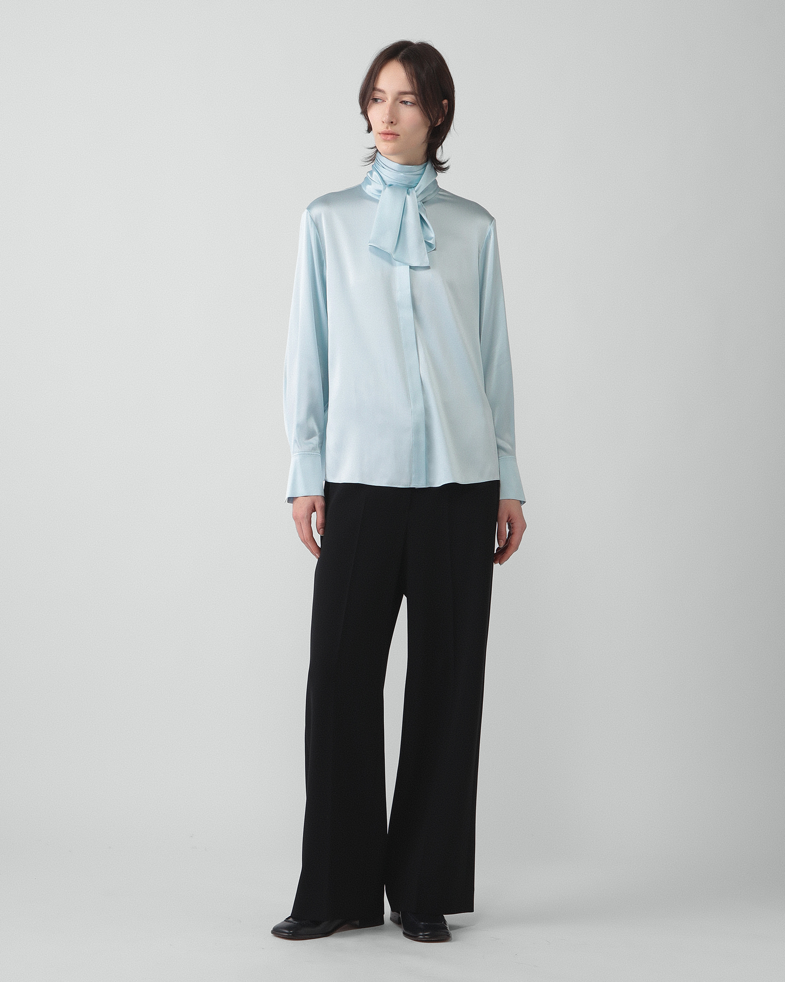 セオリーリュクス(Theory luxe)公式通販 レディースファッション