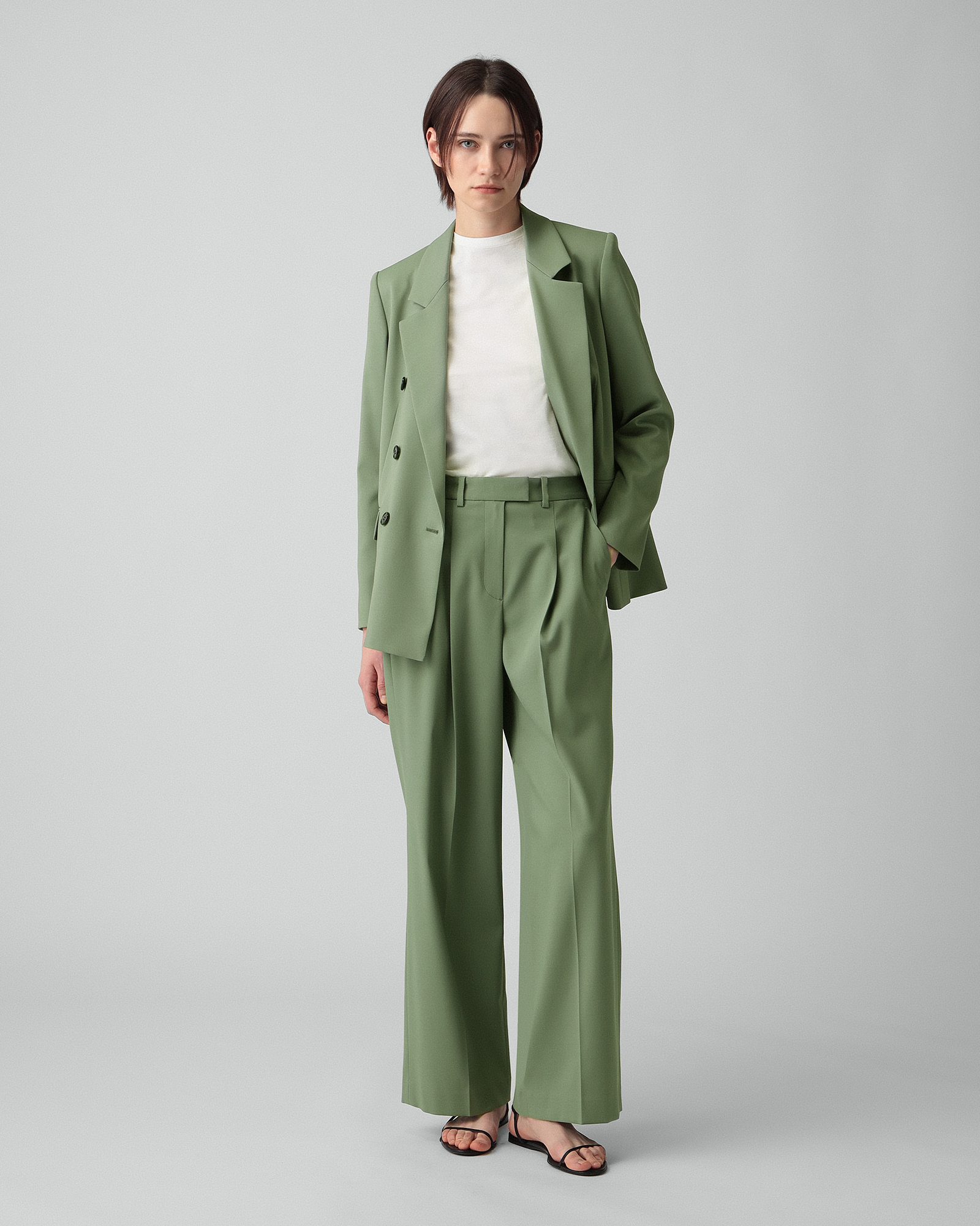 セオリーリュクス(Theory luxe)公式通販 レディースファッション