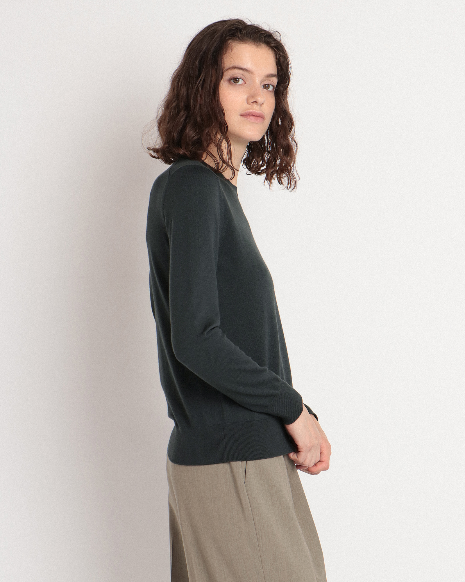 Theory 2022AWニットWool Tech Crew Neck PO P-