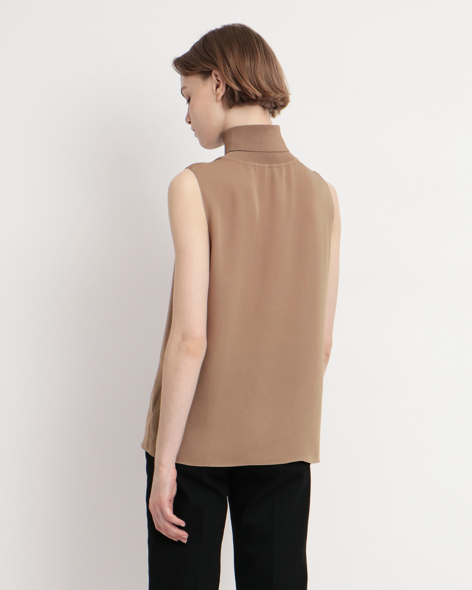 Silk Combo SL Roll Neck Top | WOMEN(レディース)|Theory 公式通販