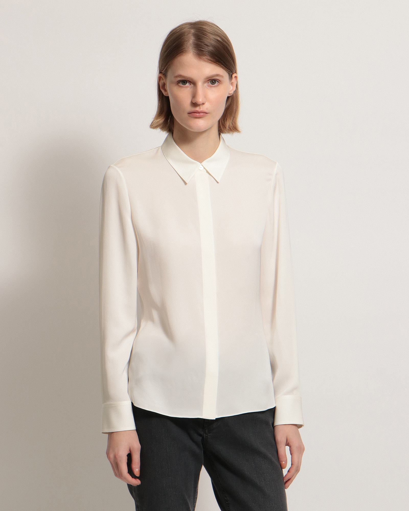 Modern GGT Classic Fitted Shirt | WOMEN（レディース）｜Theory 公式 