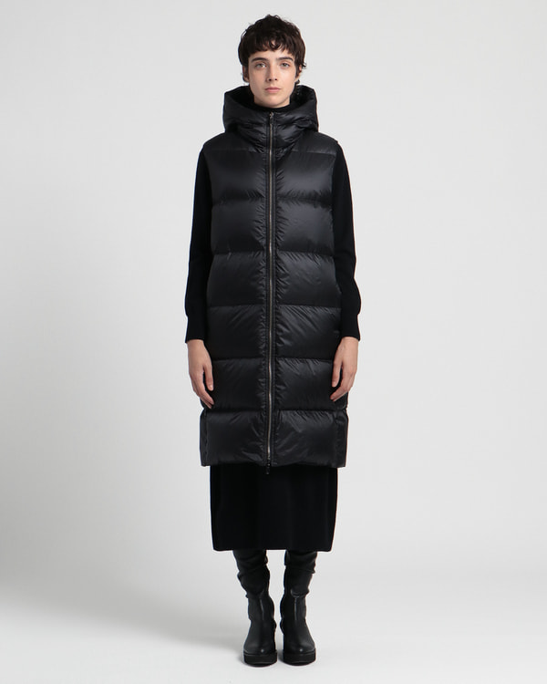 Polished Nylon Puffer Vest WOMEN（レディース）｜Theory 公式通販サイト
