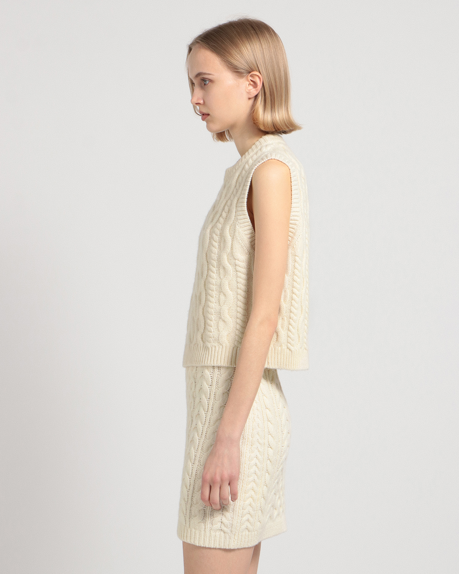 Felted Wool Cash Cable Vest | WOMEN（レディース）｜Theory 公式通販 