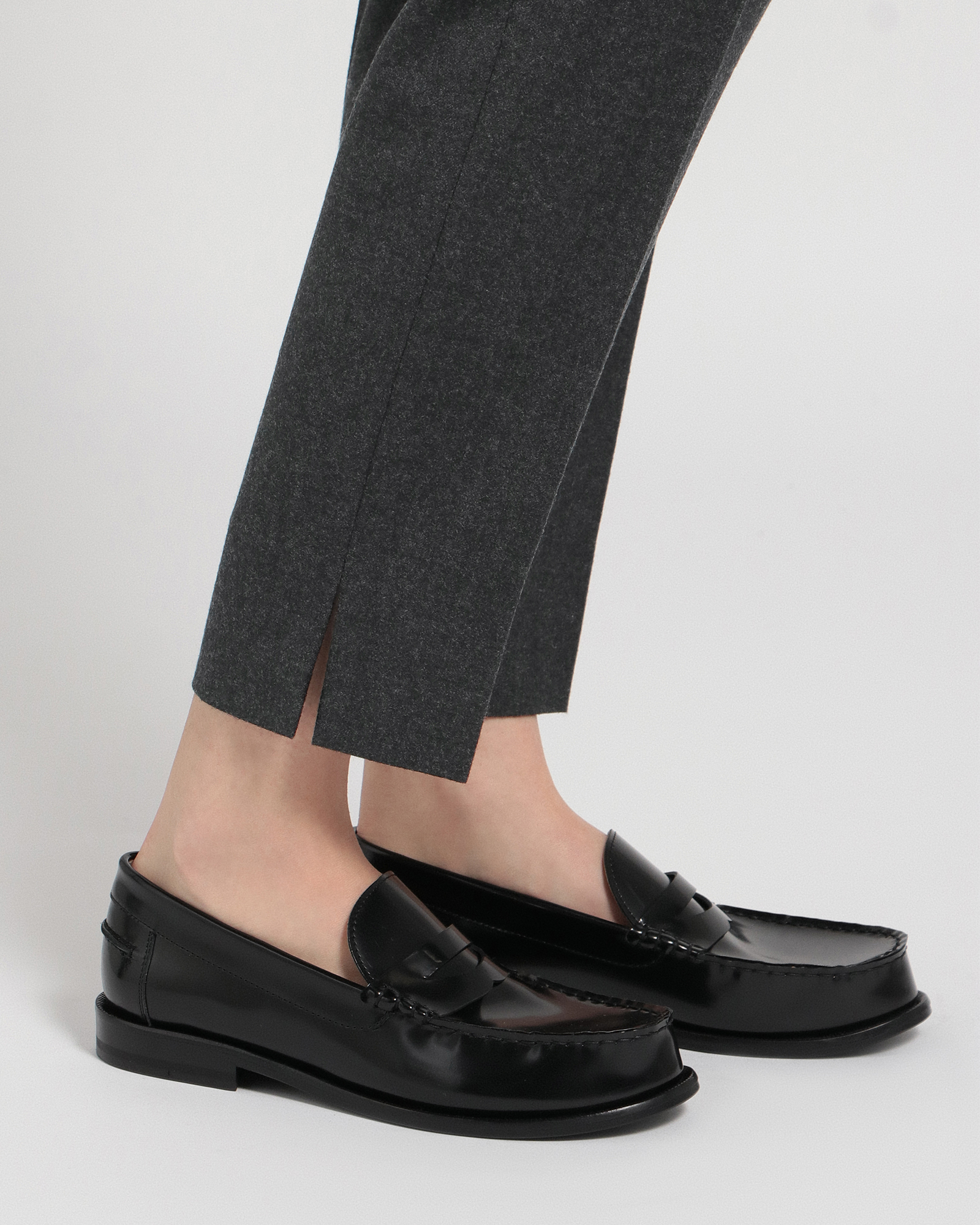 一部限定カラー Sleek Flannel HW Taper Pant W J | WOMEN