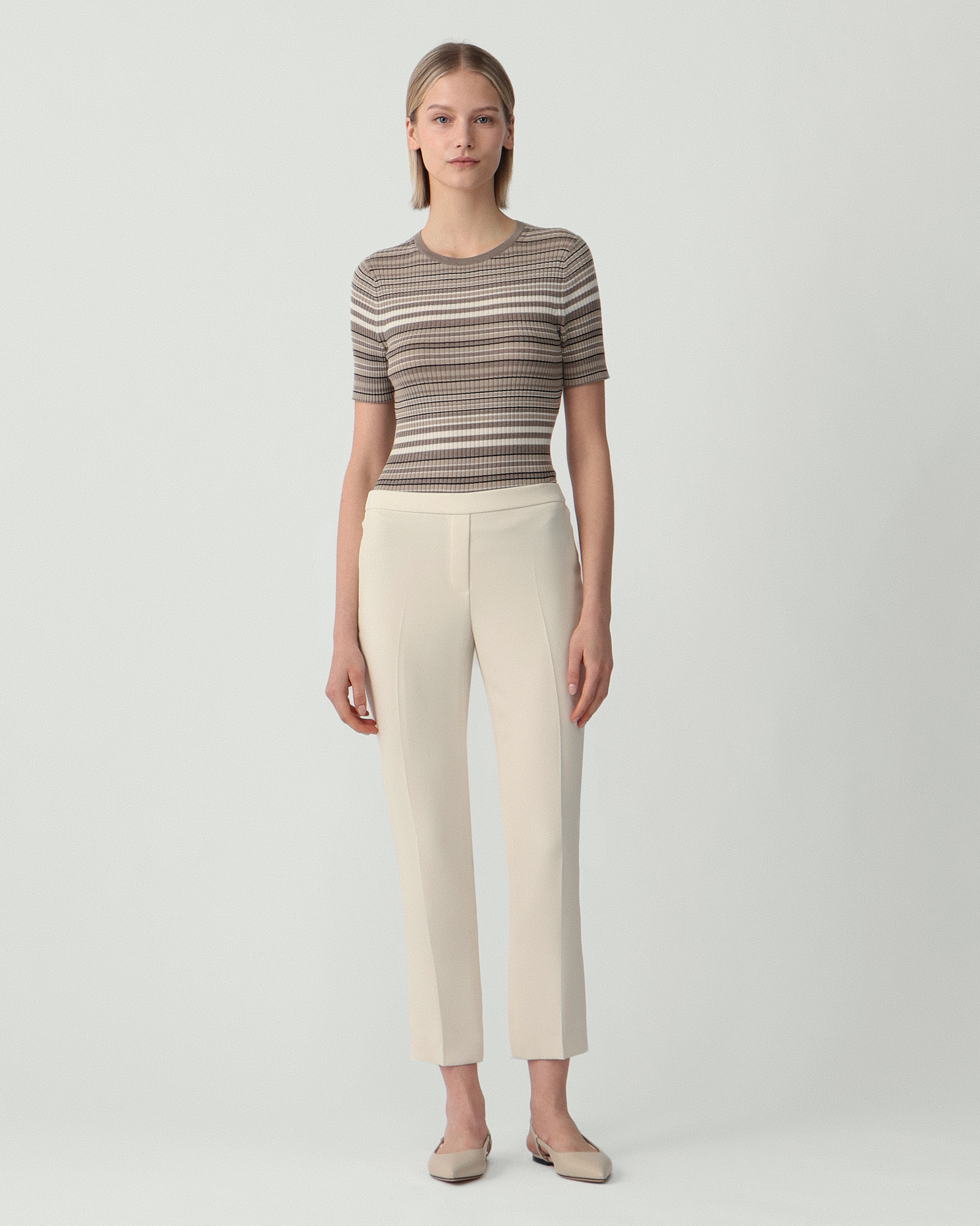 Theory 21aw クロップドパンツ 340 パロミノ