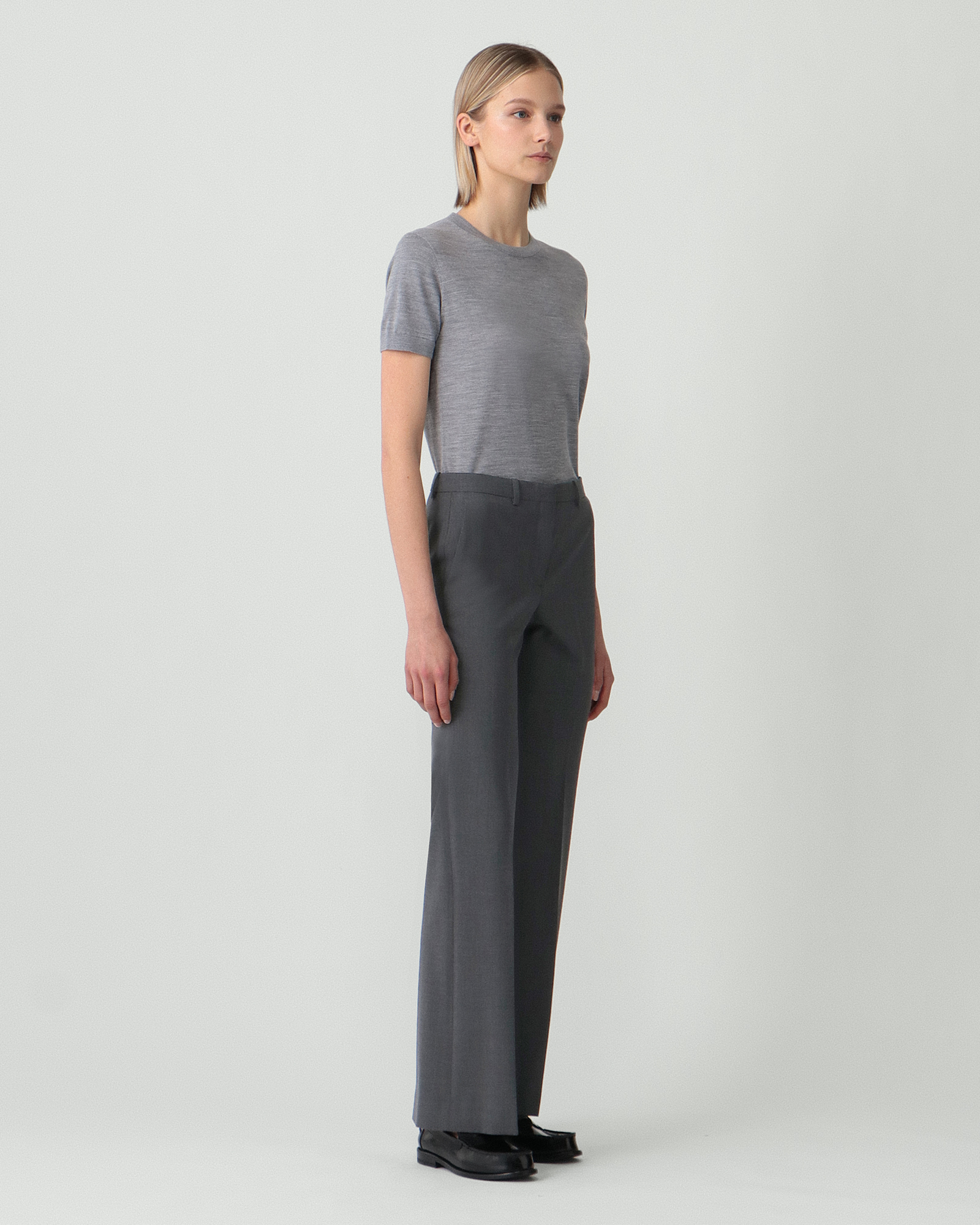 Traceable Wool Flared Pant 4J | WOMEN（レディース）｜Theory