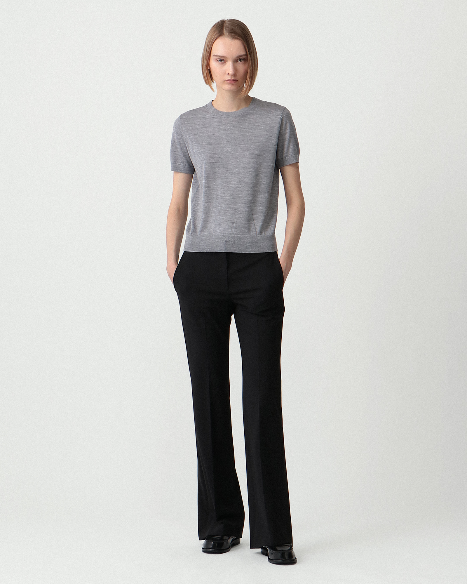 Traceable Wool Flared Pant 4J | WOMEN（レディース）｜Theory
