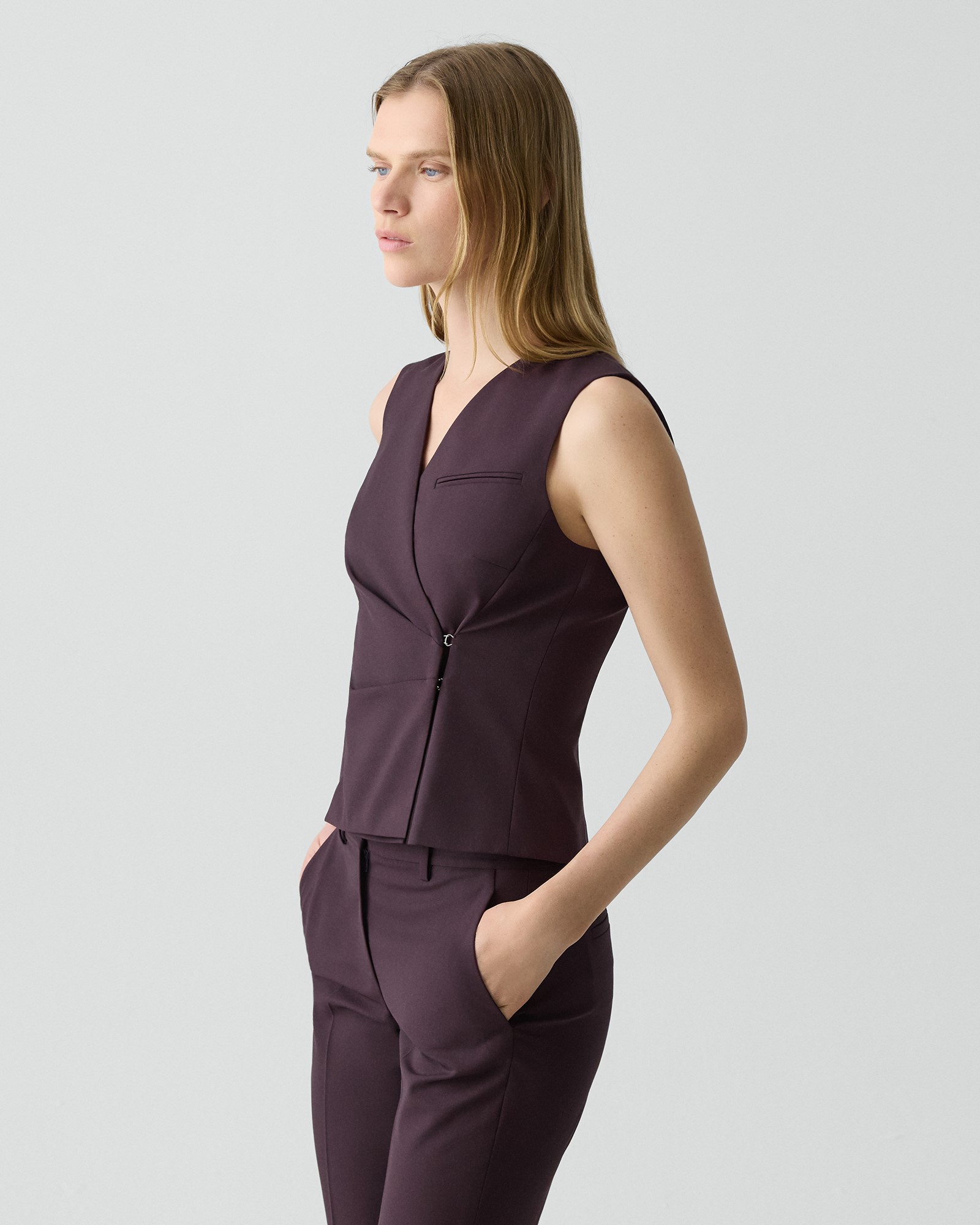 一部限定カラー Traceable Wool Wrap Vest | WOMEN（レディース