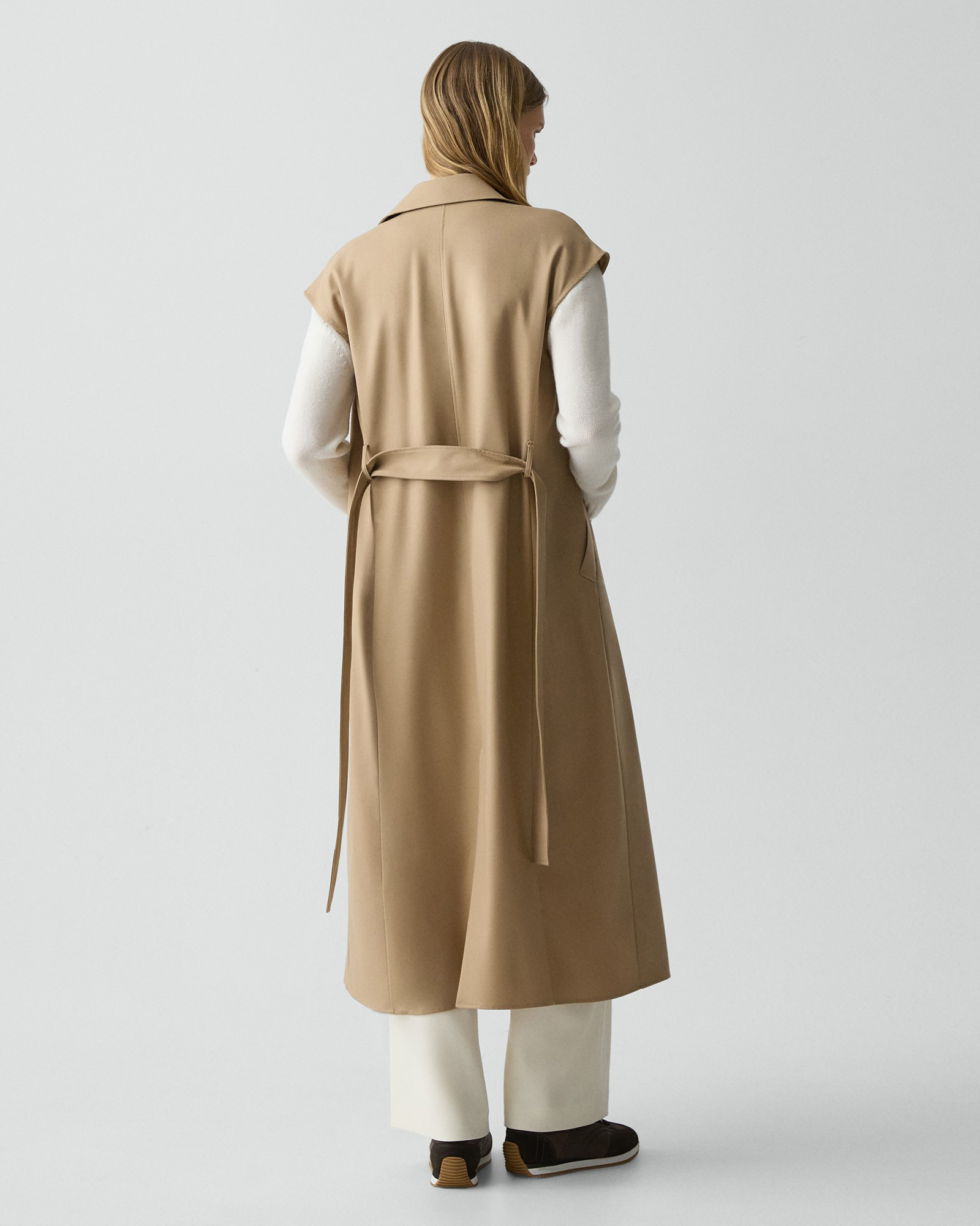 セオリー☆2023完売フーディベスト未使用5.5万キャメルベージュ 一部限定カラー Wool Pl Flannel Belted Dress | WOMEN（レディース