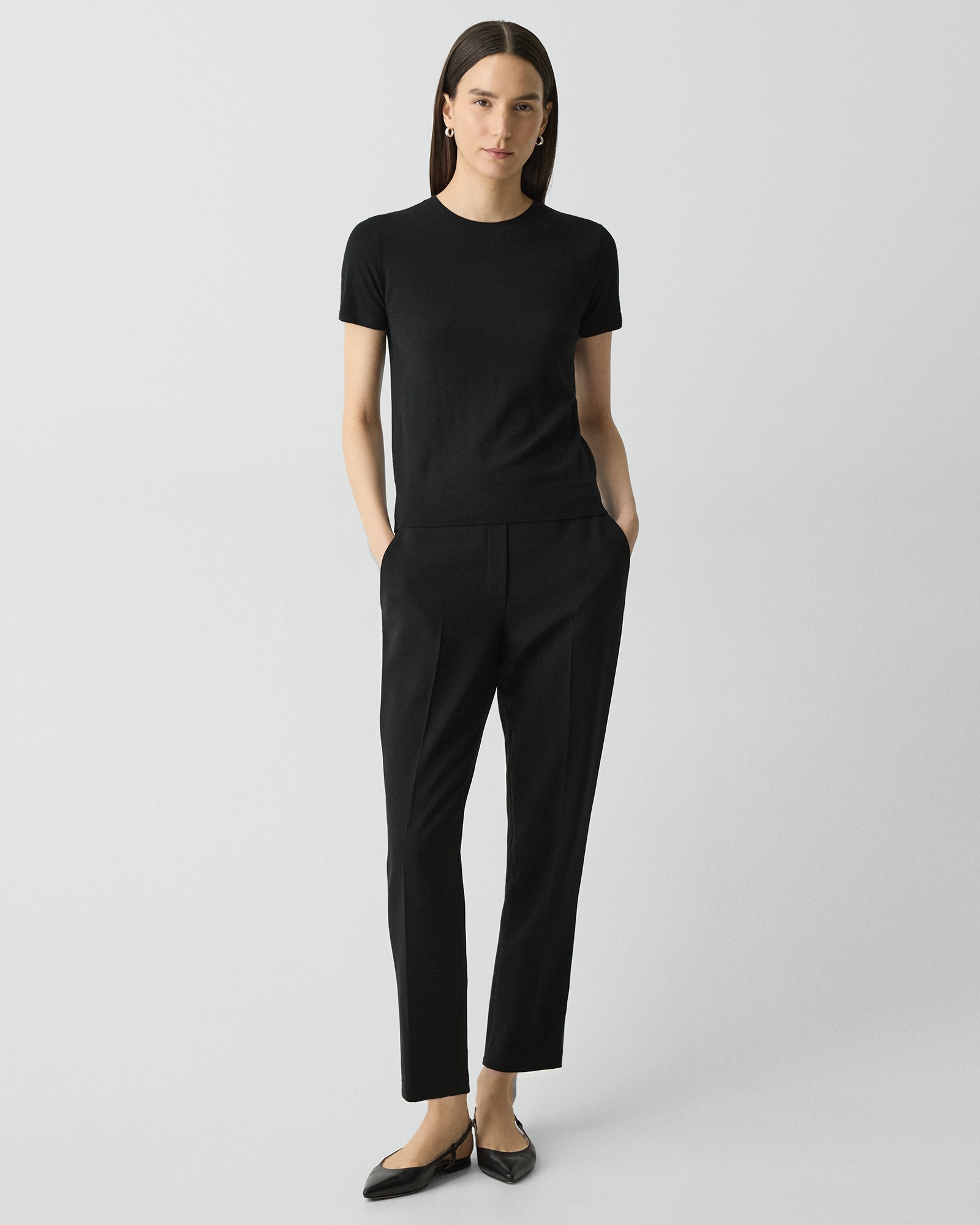 美品 Theory Admiral Crepe ストレッチ プルオンパンツ Theory Wardrobe #1 Admiral Crepe Treeca Pull On | WOMEN
