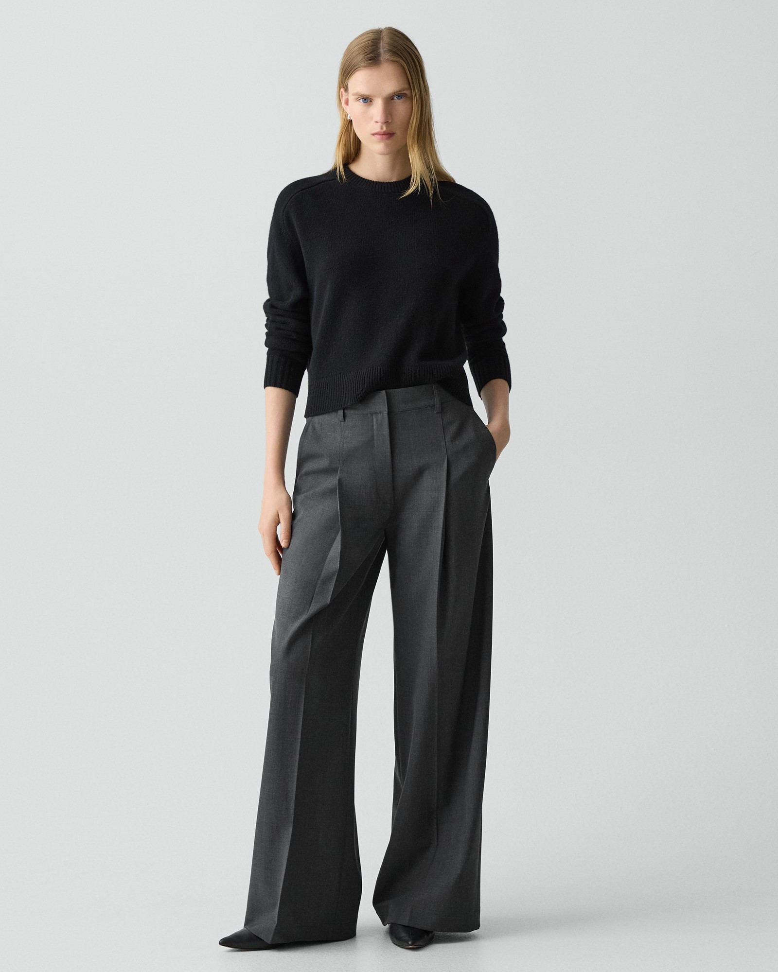 新品同様　theory Traceable Wool パンツスーツ　黒　0 Theory Wardrobe # Traceable Wool | WOMEN（レディース
