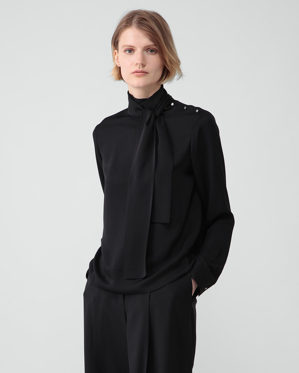 【Theory】Modern Ggt Tie Neck Blouse 【Theory】Modern Ggt Tie Neck Blouse