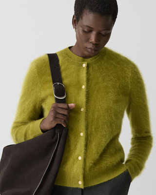 Airy Cashmere Brush Clean Cardigan | WOMEN（レディース）｜Theory