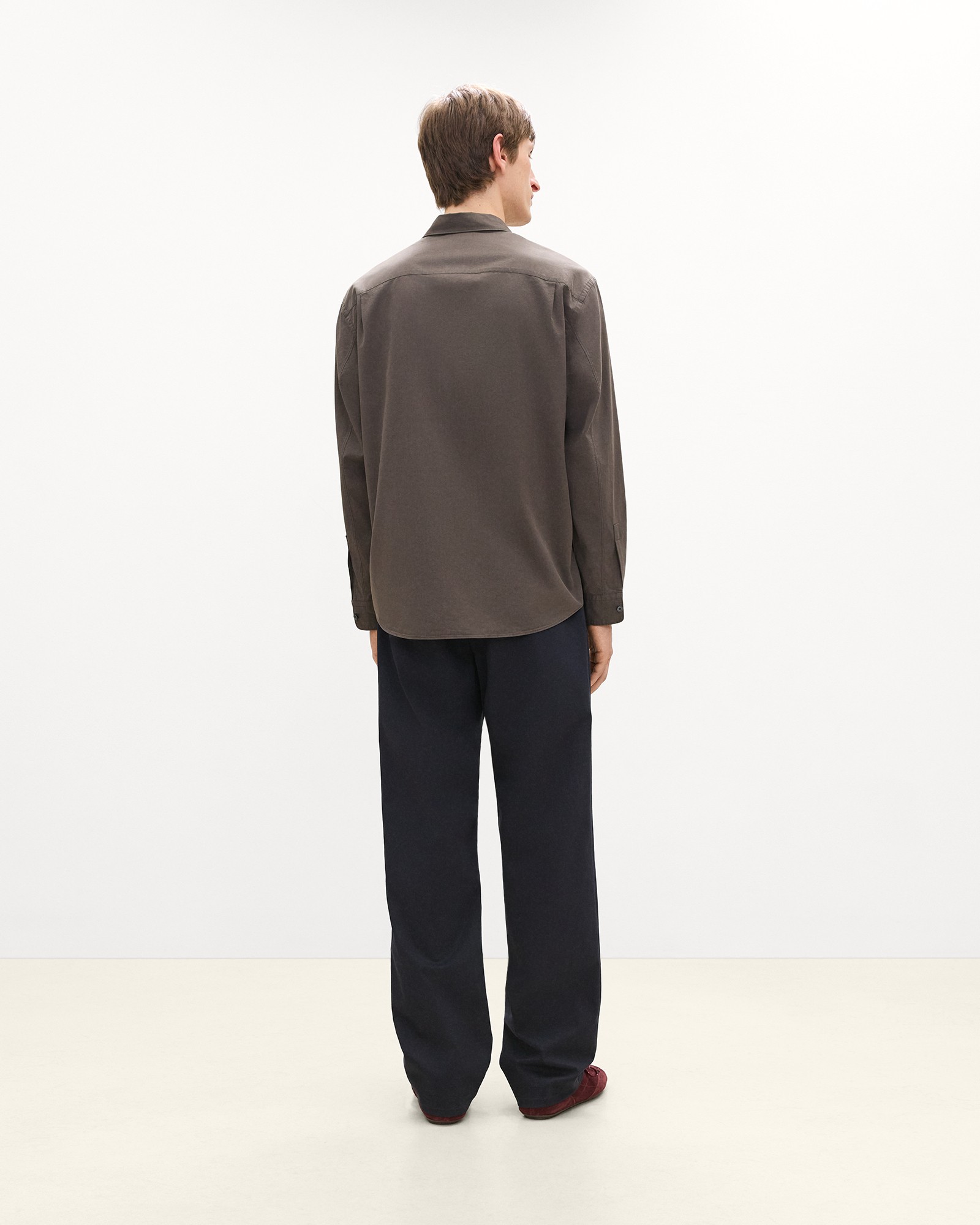 新品　セオリー　ブラックシャツ　定価３万円　M 新品 セオリー ブラックシャツ 定価3万円 M セオリー(Theory)公式通販