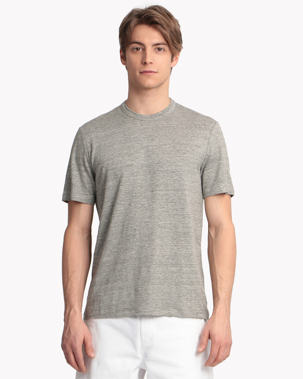essential tee