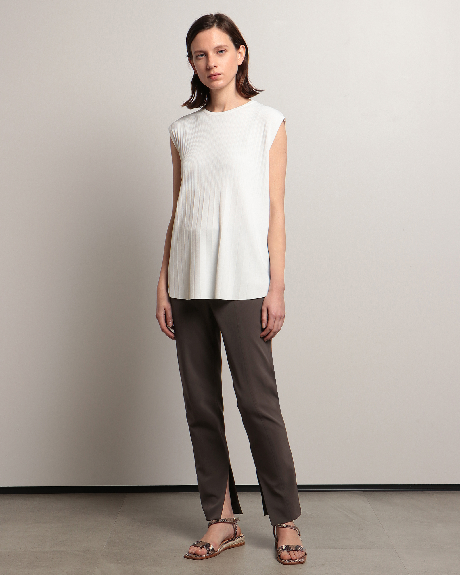 ｽﾓｰﾙ】Matte Stretch Nayer str | Theory luxe[セオリーリュクス]公式