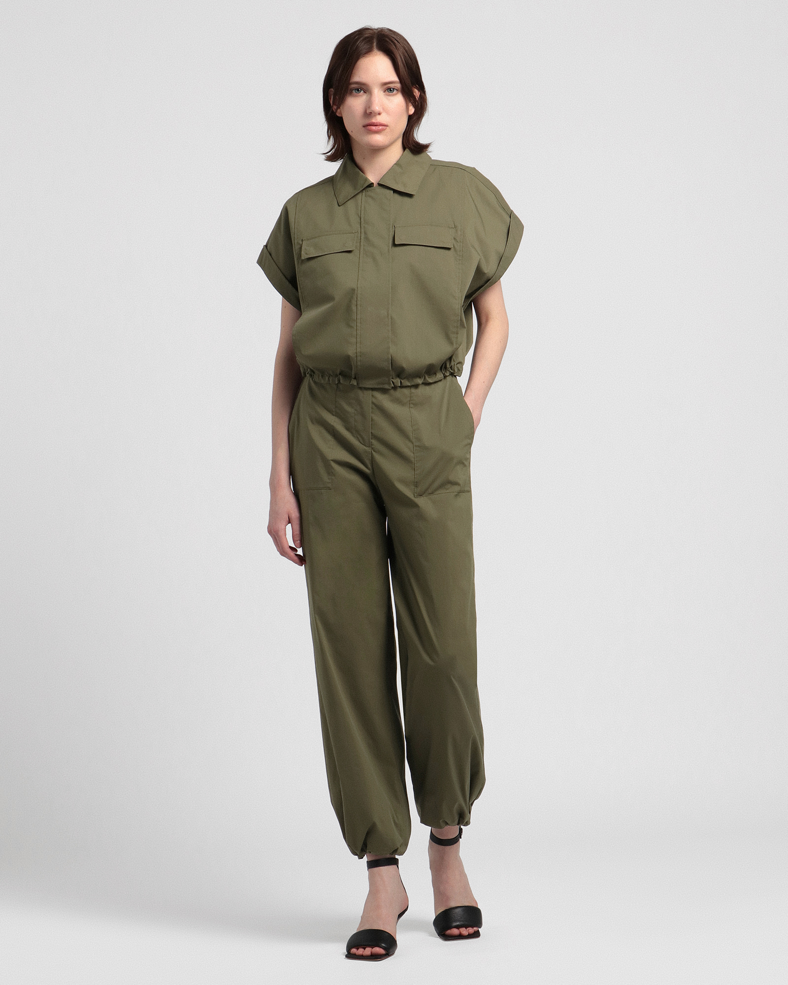 美品 24年式 セオリーリュクス Tech Poplin Lada ブルゾン