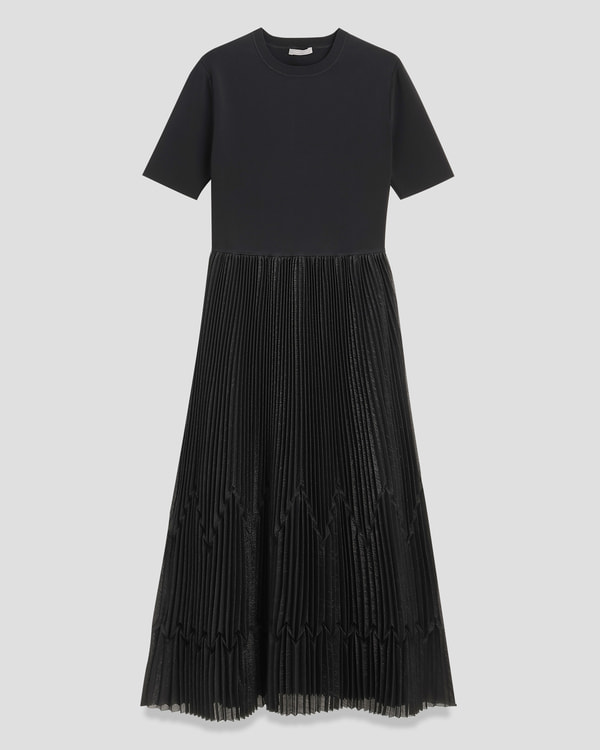 FALL & WINTER 2024 COLLECTION | Theory luxe（セオリー
