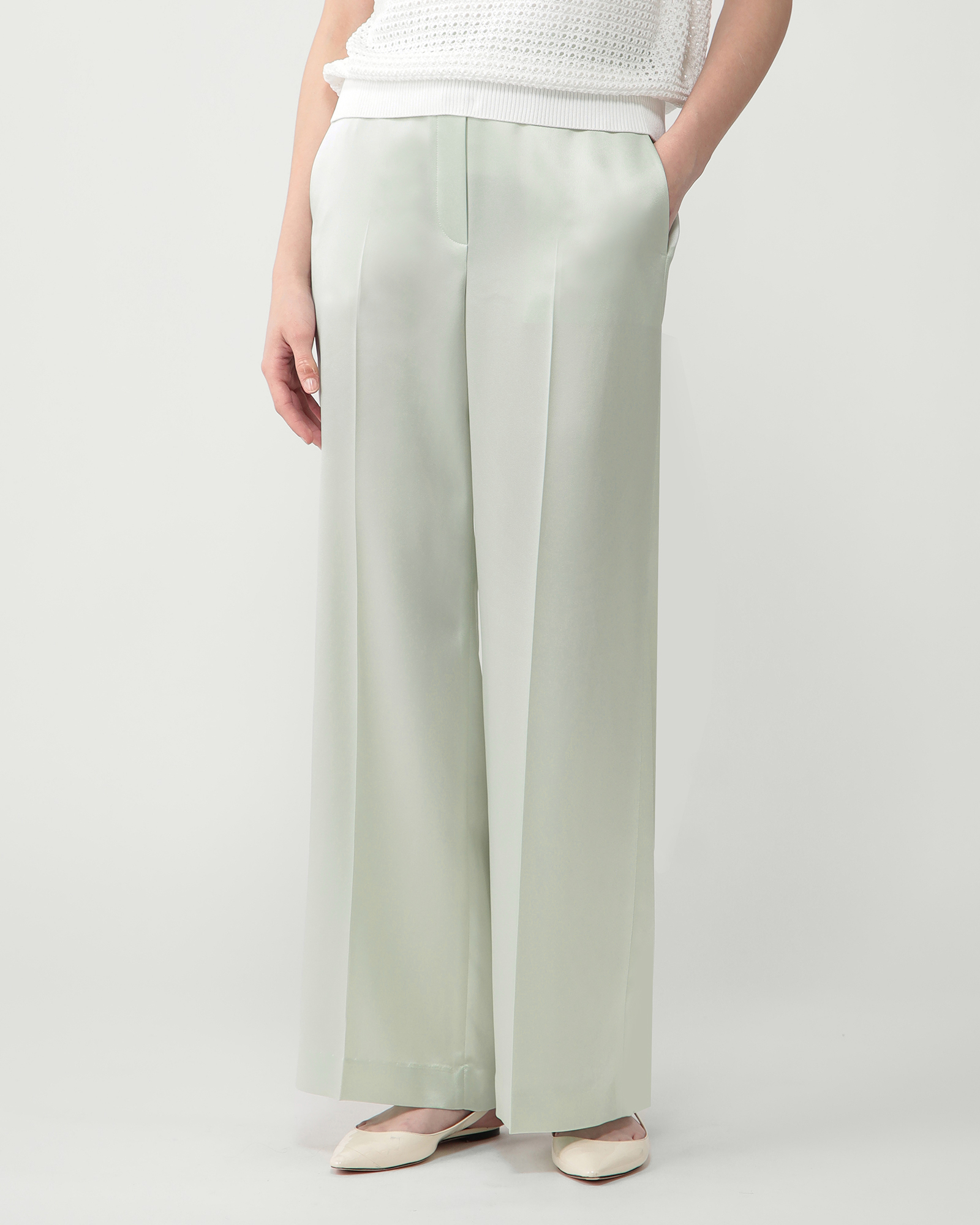 発売予定》 Essential Satin Cheryl Pant | Theory luxe