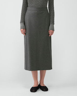 theory luxe グレー ウール、シルク混　スカートスーツ theory luxe グレー ウール、シルク混 スカートスーツ FALL 2022