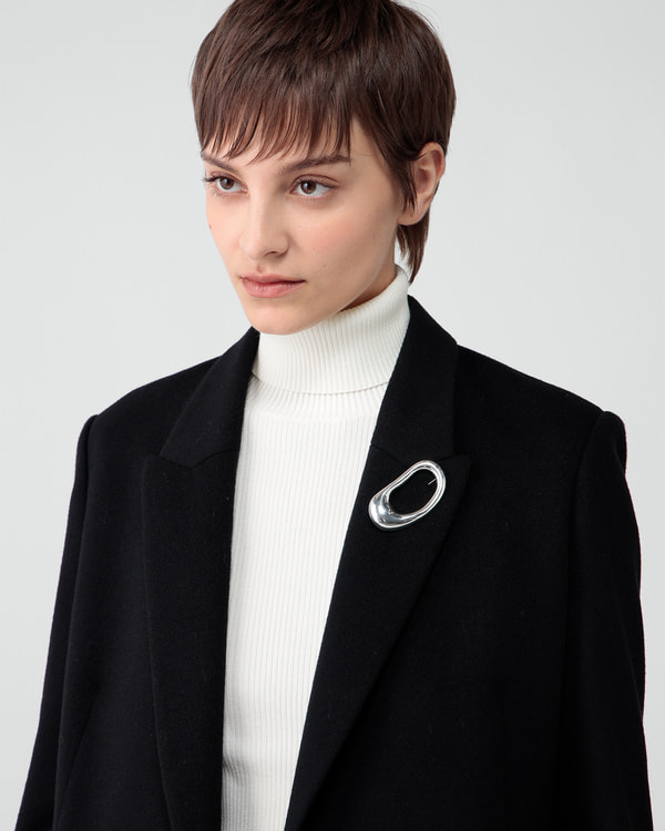 【Theory】Jamiray Bean Brooch 【Theory】Jamiray Bean Brooch