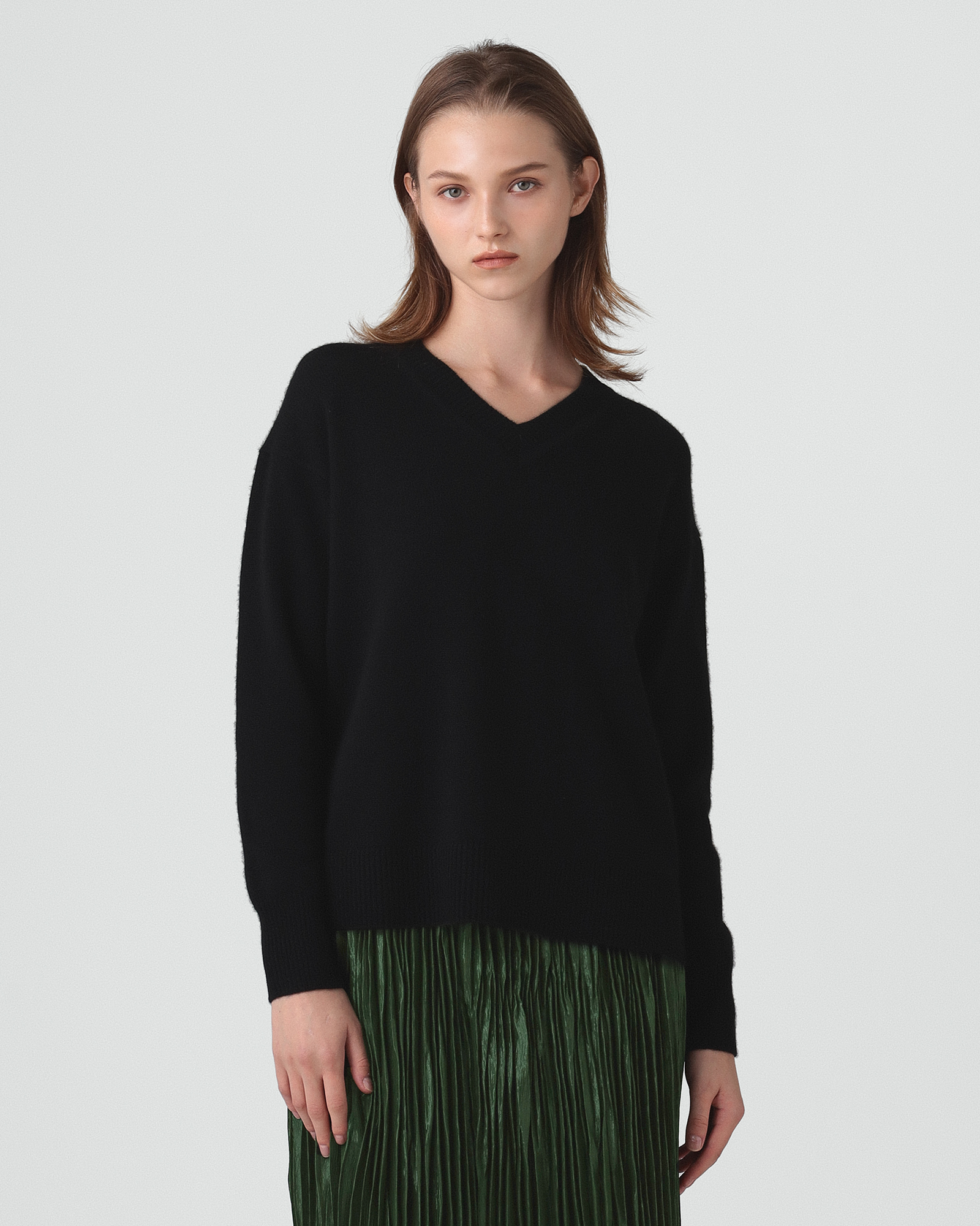 theory luxe セオリーリュクス ニット グリーン サイズ:S32(XXS) | 24秋冬 カシミヤファー プルオーバー ニット | Fur Cashmere Seran | クルーネック ショート丈 コンパクト | トップス セーター【レディース】【中古】【K4653】 Cashmere Joan Sweater | Theory luxe[セオリーリュクス]公式通販サイト