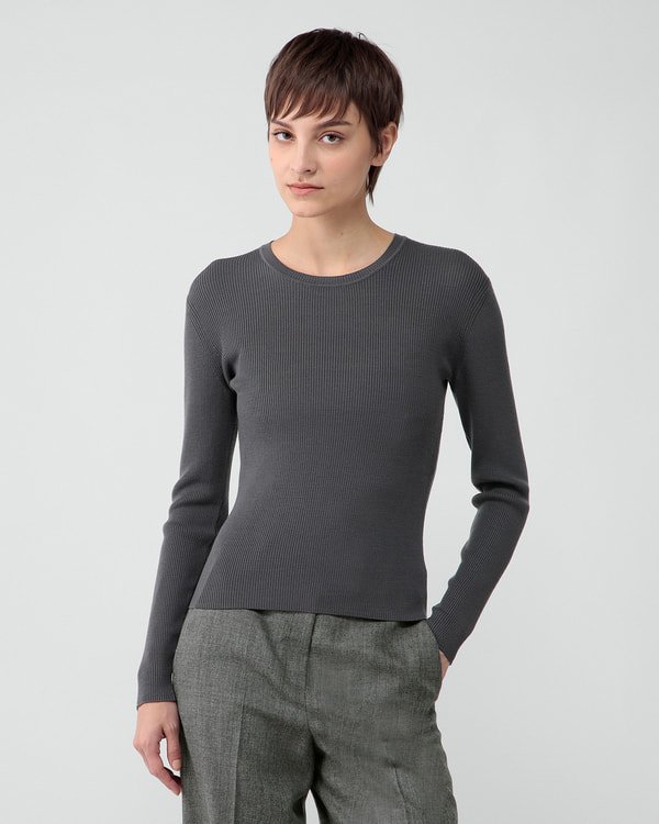 未使用✨セオリーリュクス 23SS モックネックニット サマーニット 38 楽天市場】theory luxe セオリー リュクス ニット 24春夏 ブルー
