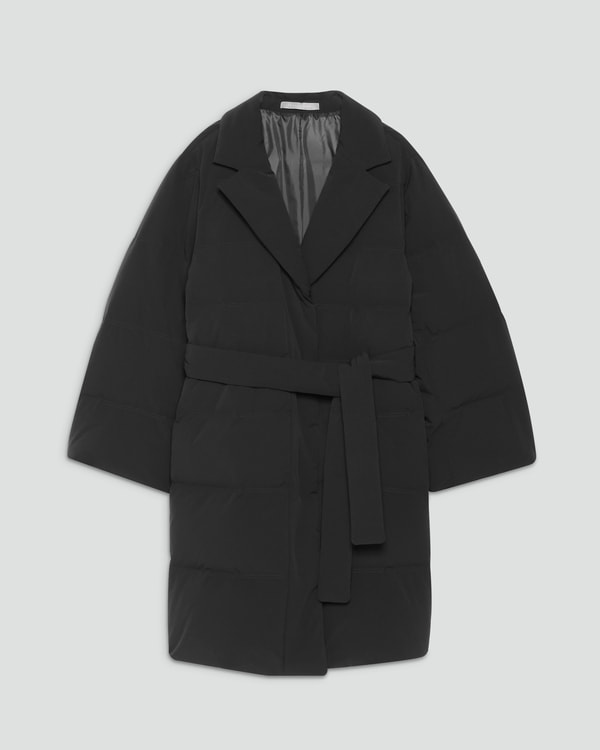 タグ付き23/9購入　セオリー　黒コート タグ付き23/9購入 セオリー 黒コート - メルカリ