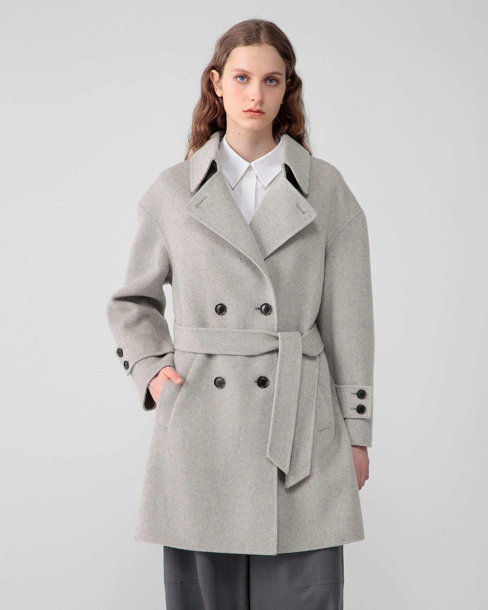 トゥジュー　toujours コート　Pコート　グレー　js.luxe購入　美品 トゥジュー toujours コート Pコート グレー js.luxe購入 美品