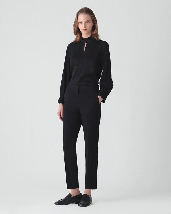 23年✨新品タグ付✨Theoryウール クロップドパンツ Treeca GZ 黒 Theory 23AW ウール クロップドパンツ Treeca GZ 4 Theory 23AW ウール