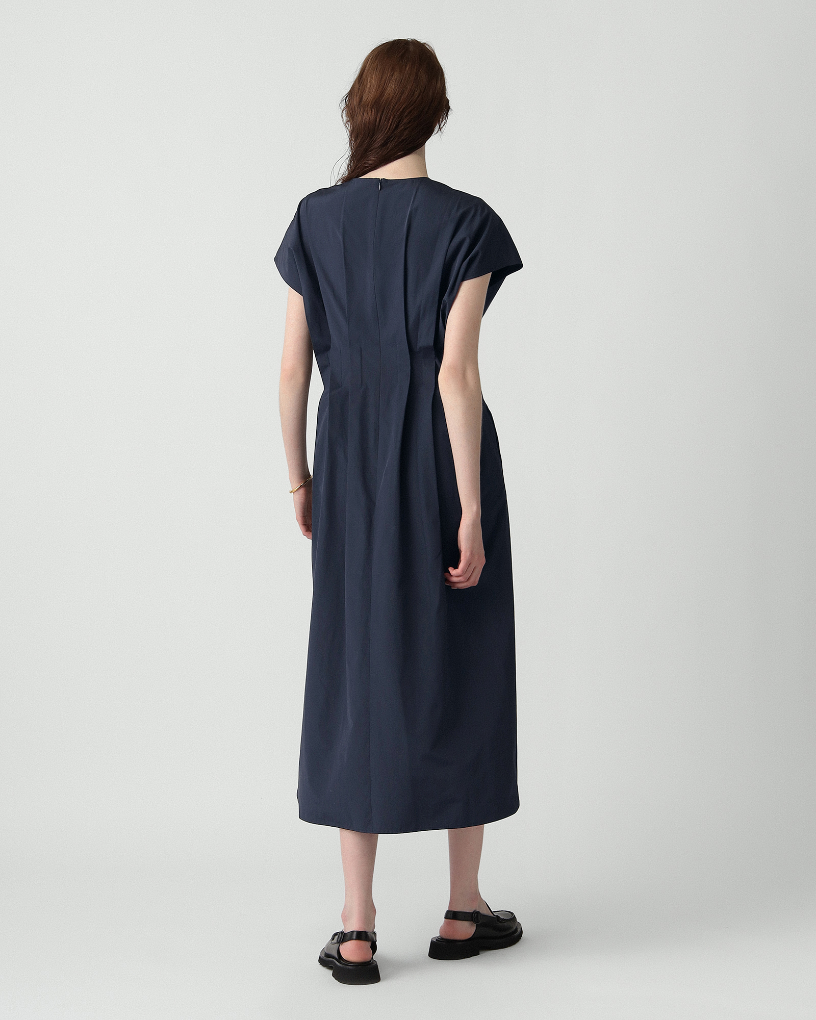 桃⭐︎即購入OK！ セオリーリュクス美品中綿ベスト　ネイビー38 セオリーリュクス(Theory luxe)公式通販 レディースファッション