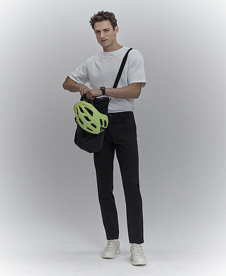 LOOK01