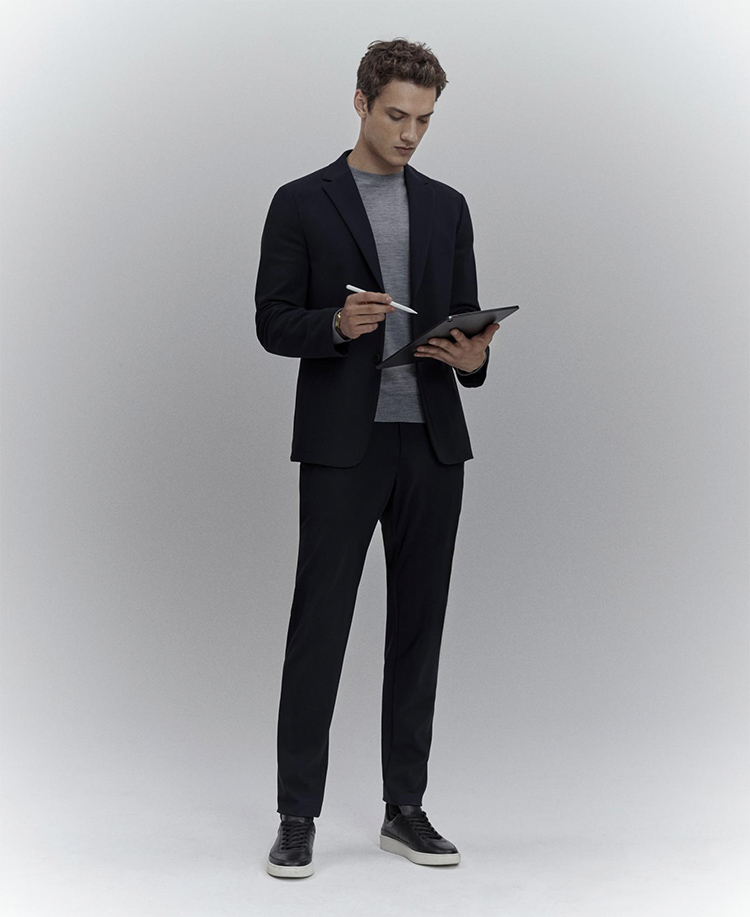 LOOK01