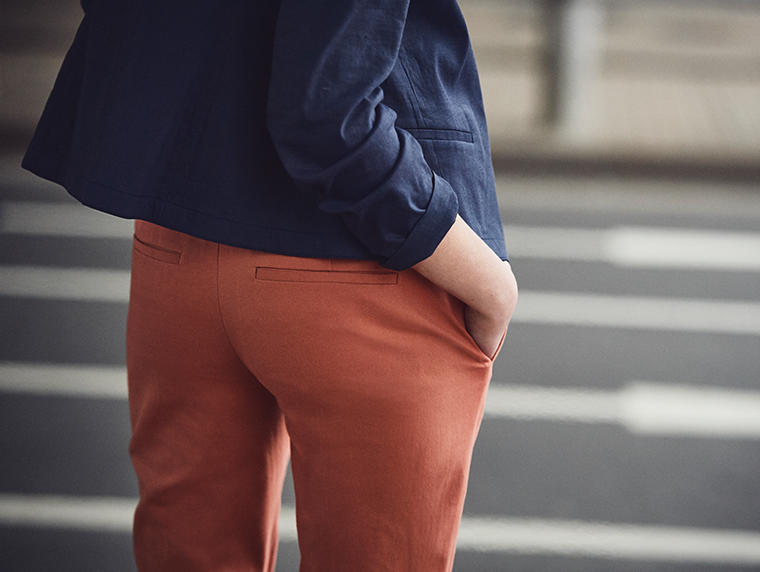 THE PANTS YOU NEED NOW | WOMEN（レディース）｜Theory 公式