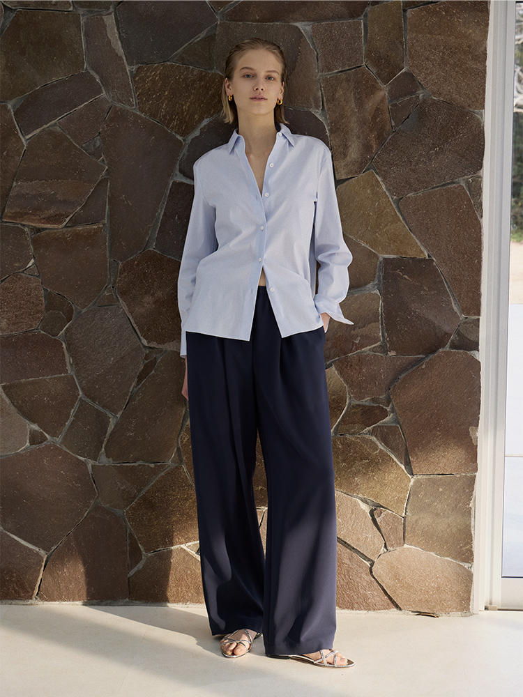 LOOK01