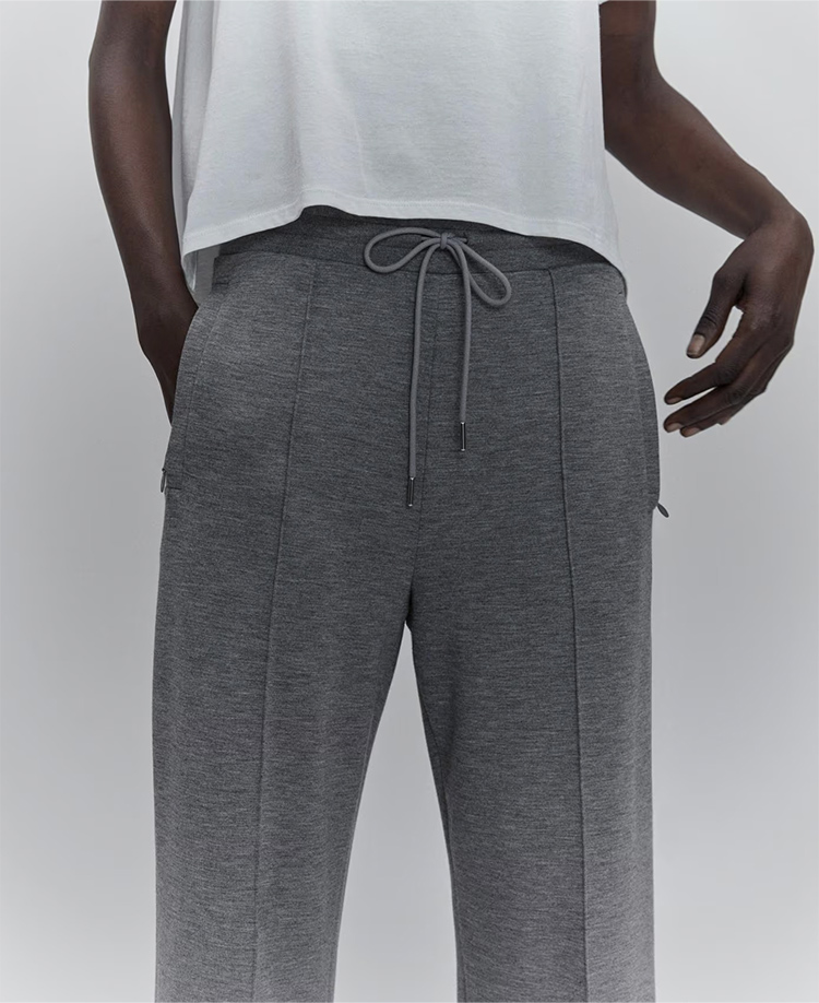 LOOK02