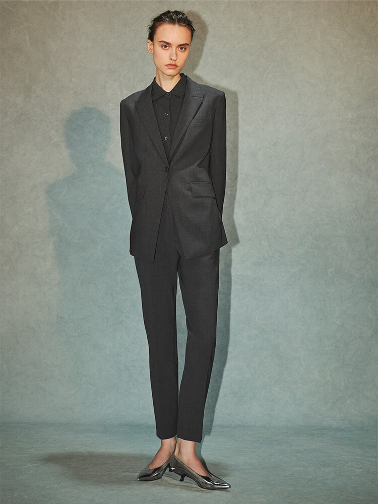 LOOK02