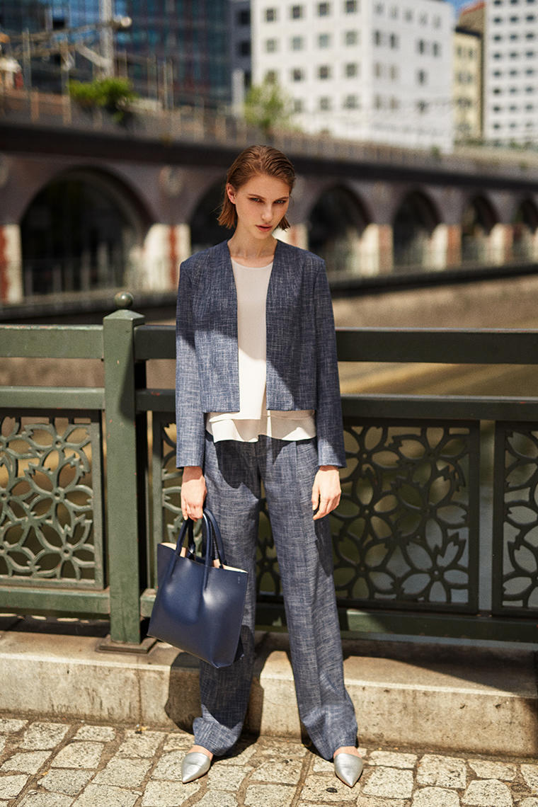 EFFORTLESS ON STYLE | Theory luxe（セオリーリュクス）公式