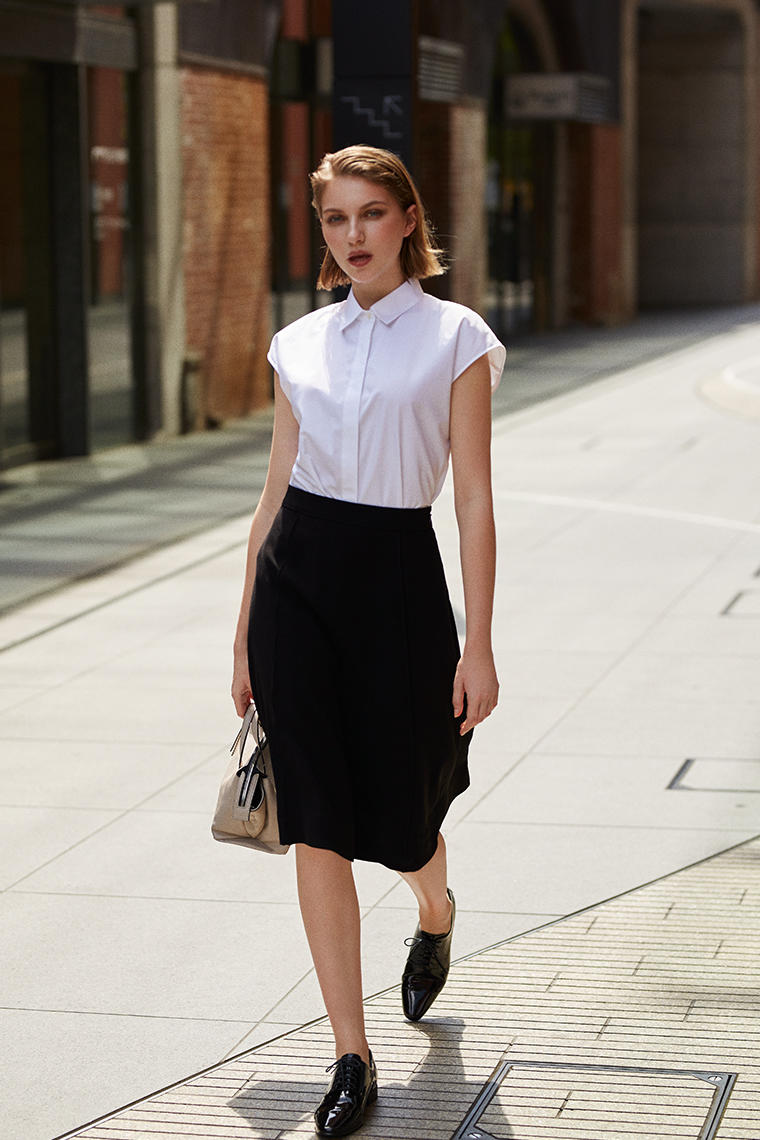 EFFORTLESS ON STYLE | Theory luxe（セオリーリュクス）公式