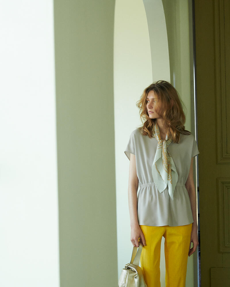 WITH EFFORTLESS EASE | Theory luxe（セオリーリュクス）公式