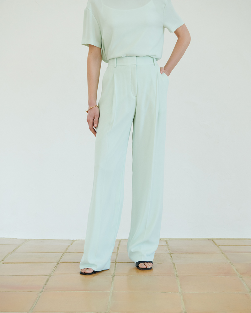 通販 vol.2 WARDROBE VERSATILE | luxe（セオリーリュクス Theory パンツ