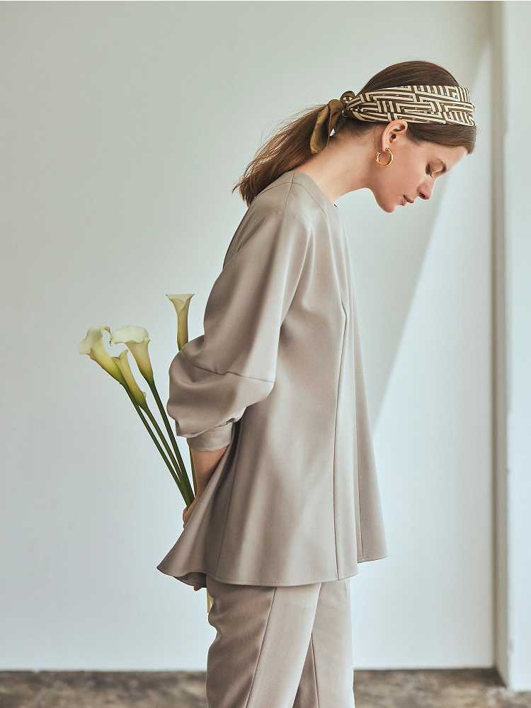 CLEAN AND ELEGANCE