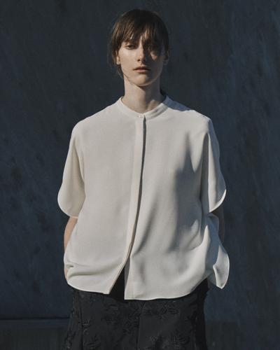 ブラウス・シャツ