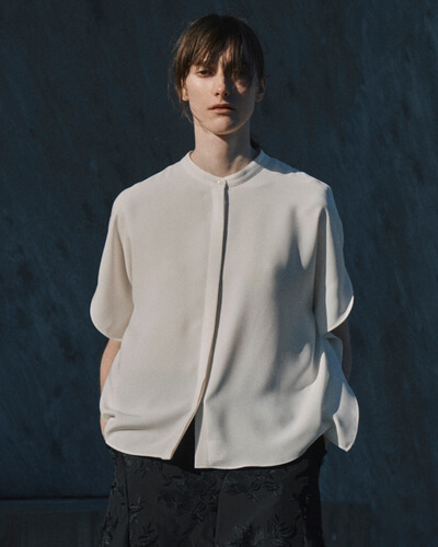 ブラウス・シャツ